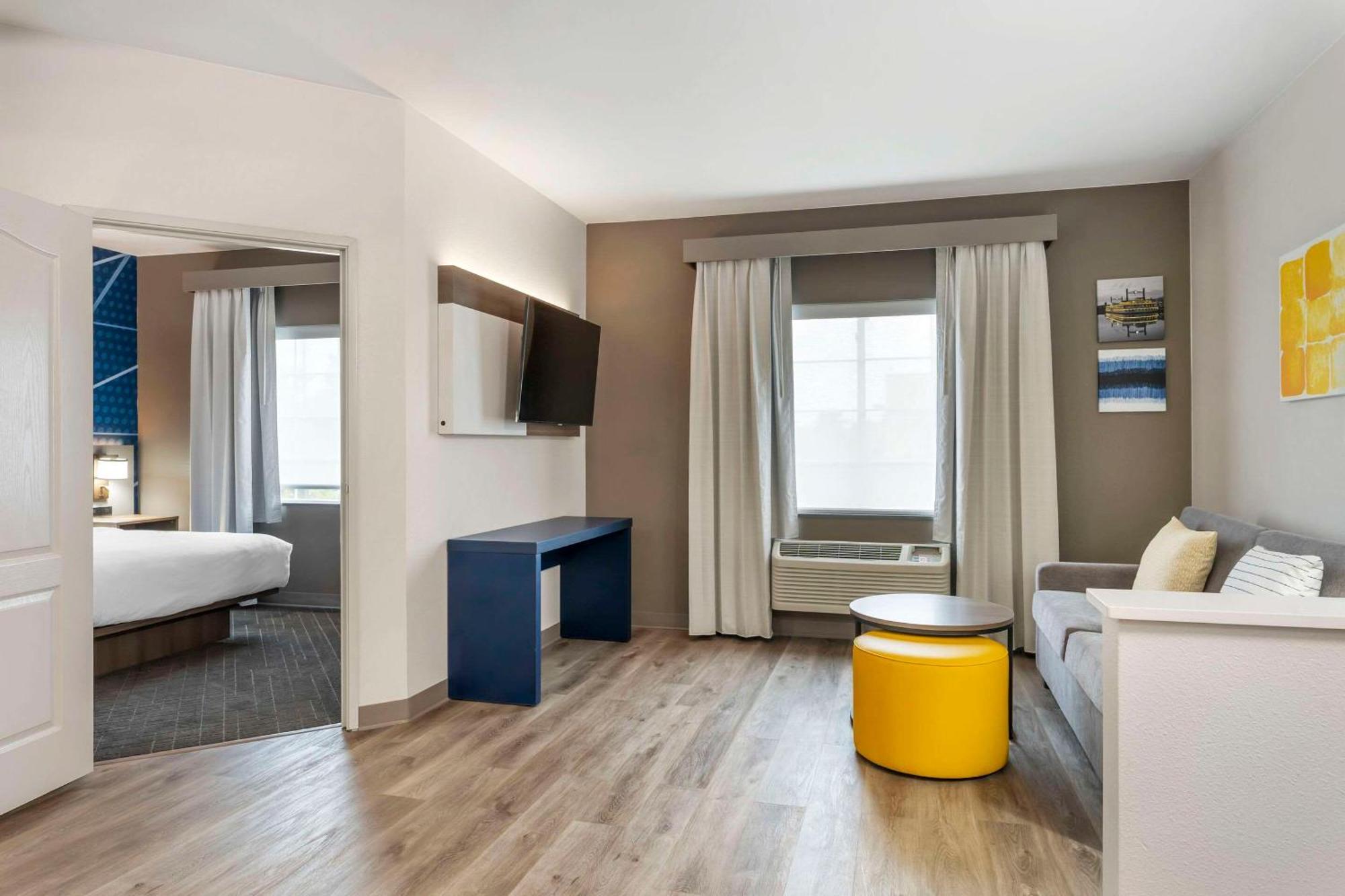 Comfort Suites Elgin Esterno foto