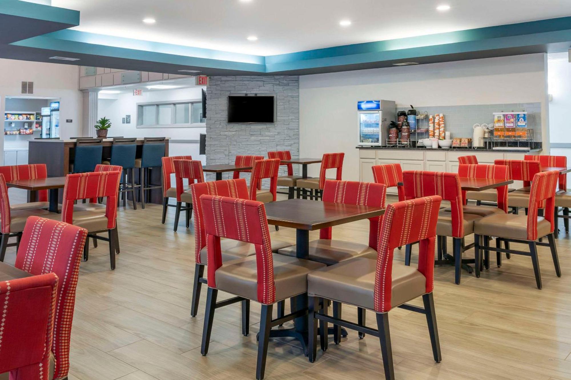 Comfort Suites Elgin Esterno foto